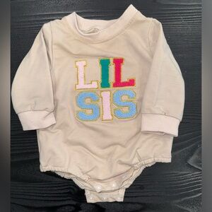 “Lil Sis” Sweatshirt Onesie 3-6M